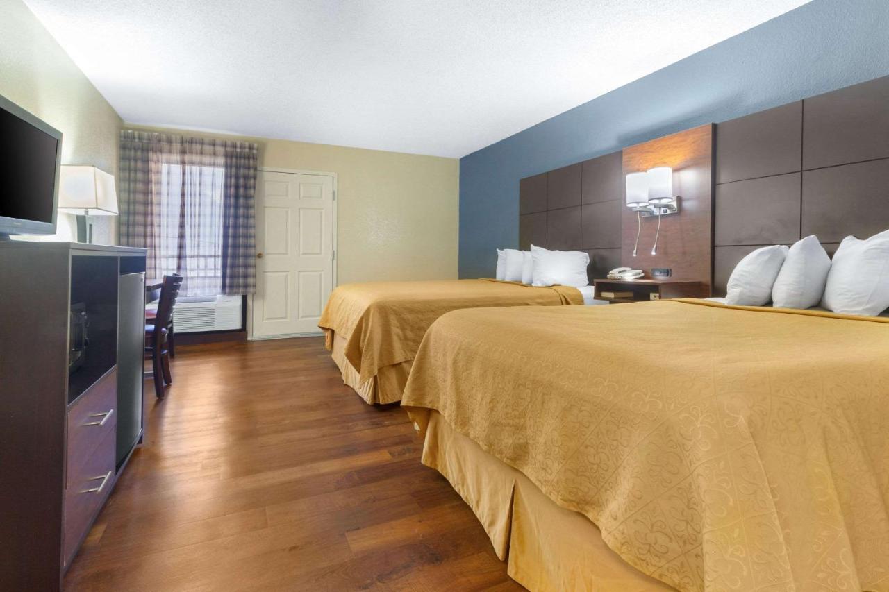 Econo Lodge Inn & Suites Gatlinburg At The Convention Center מראה חיצוני תמונה