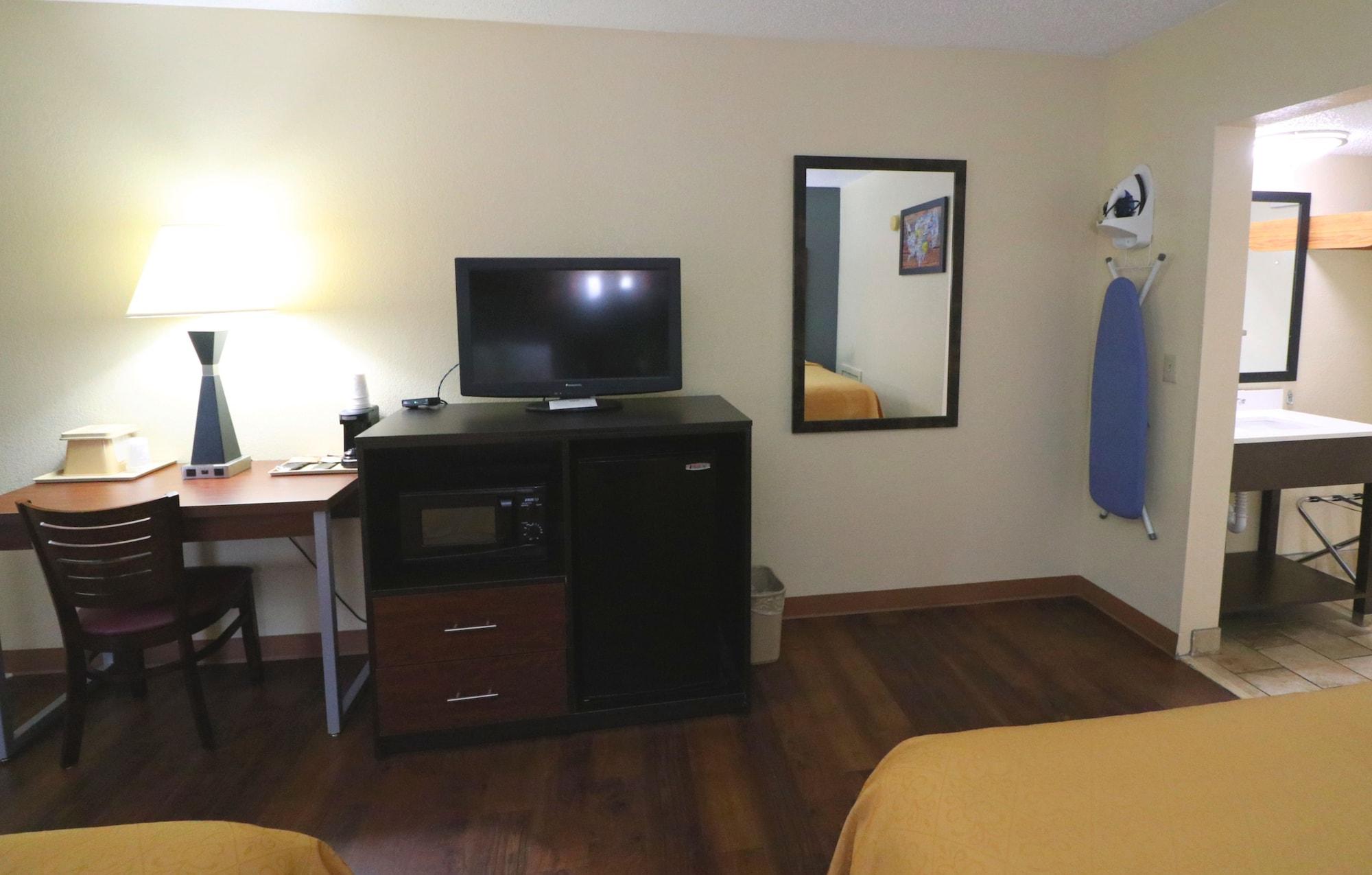 Econo Lodge Inn & Suites Gatlinburg At The Convention Center מראה חיצוני תמונה