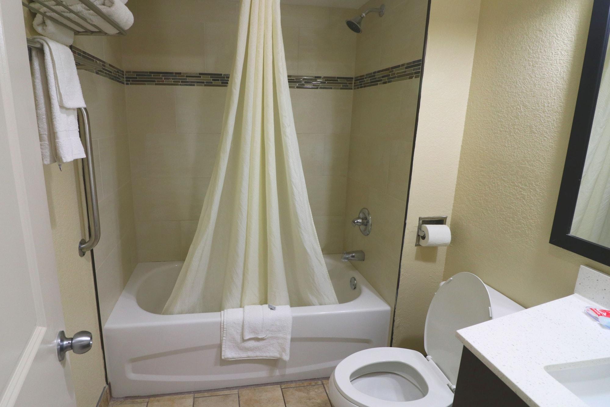 Econo Lodge Inn & Suites Gatlinburg At The Convention Center מראה חיצוני תמונה